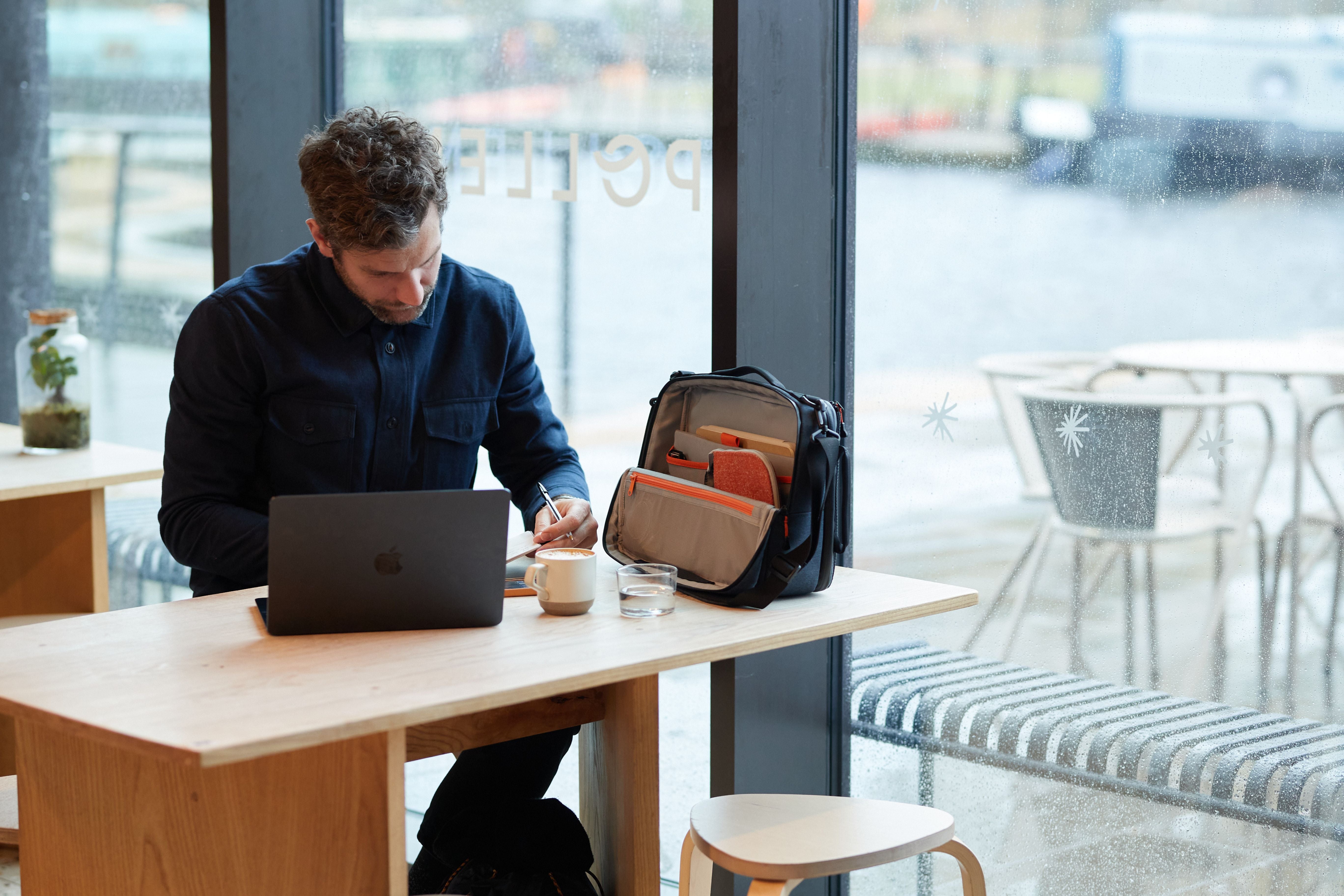 A Guide to Hybrid Working